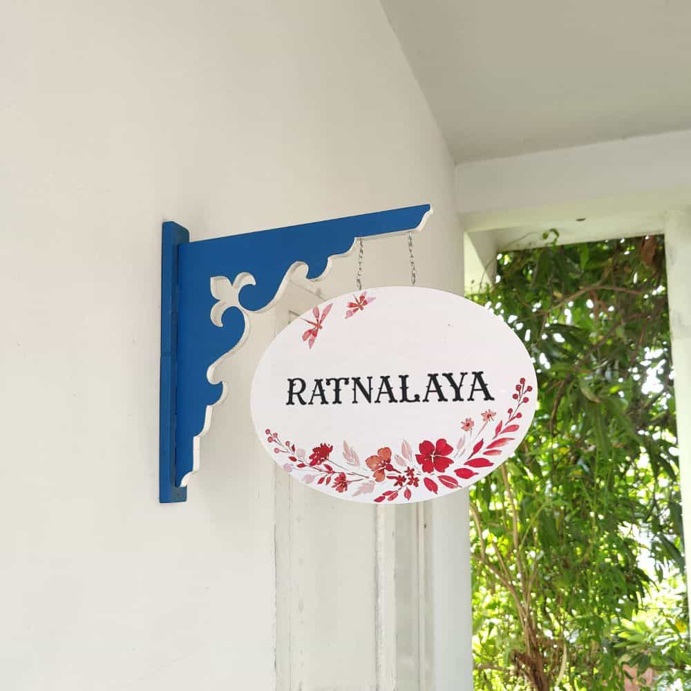 Handpainted Hanging Name plate - Navy Oval White Red Flowers - rangreli