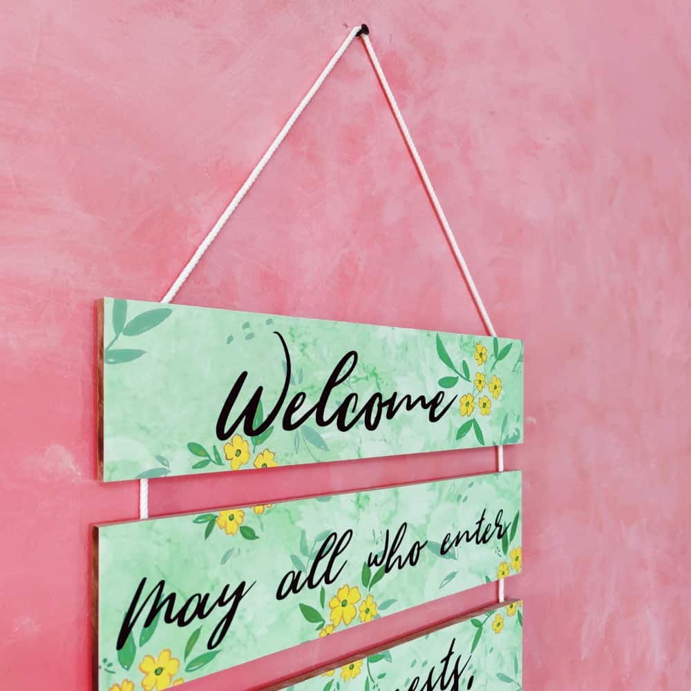 Wall Art - Quote Wall Hanging Planks - Welcome Guests - rangreli