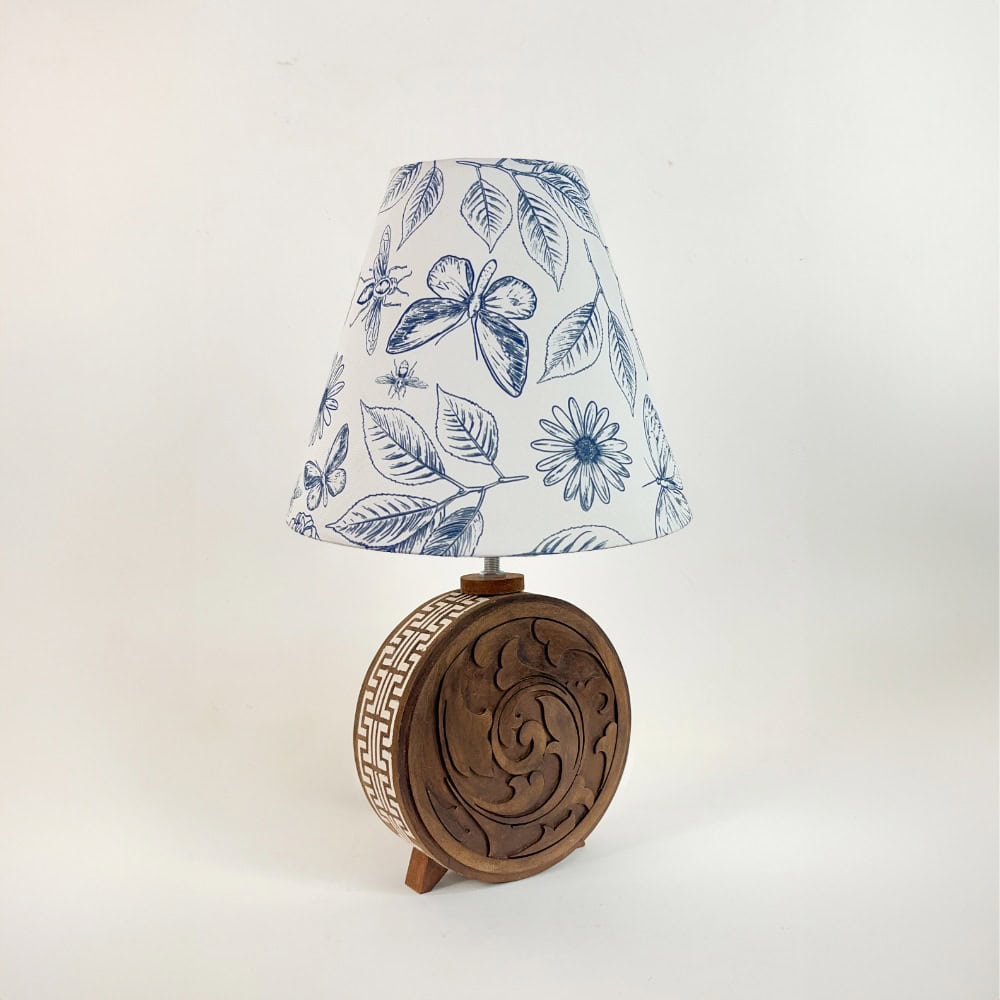 Teyon Blue Floral Lamp