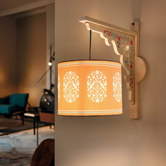 Saffron Lattice Handcrafted Wall Lamp