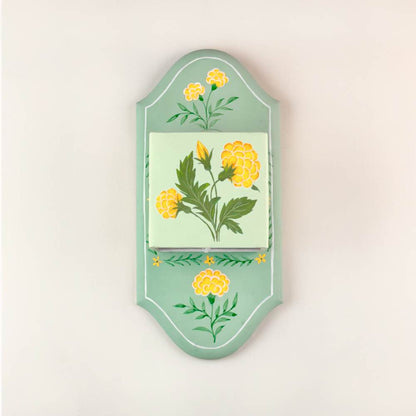 Marigold Haven Floral Wall Lamp