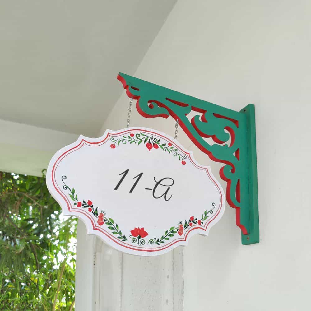 Handpainted Hanging Name plate - Green Victorian White Red Border - rangreli