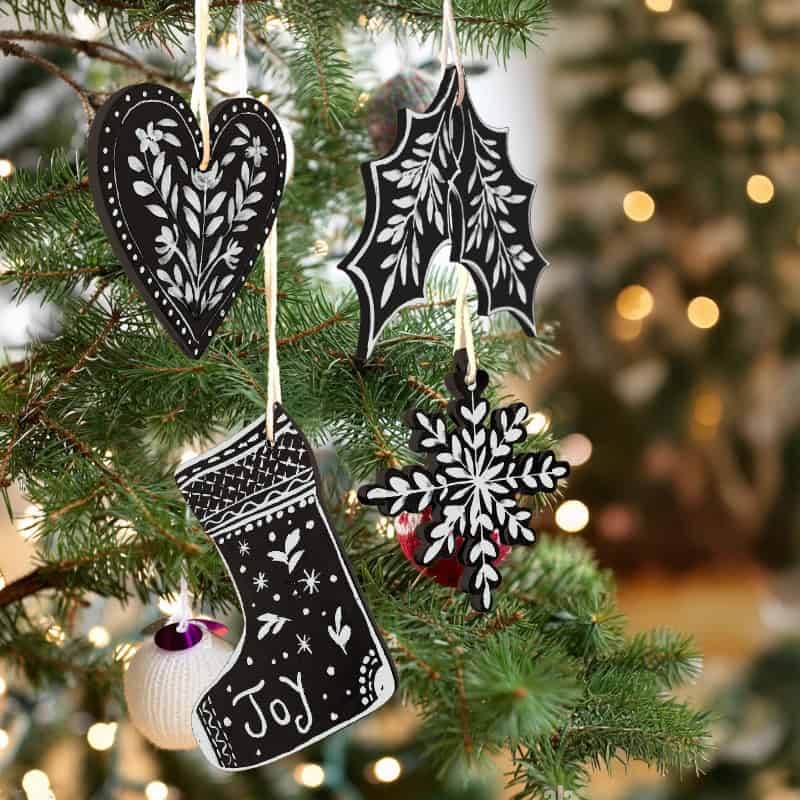 Midnight Nordic – Black Folk Art Ornament Set
