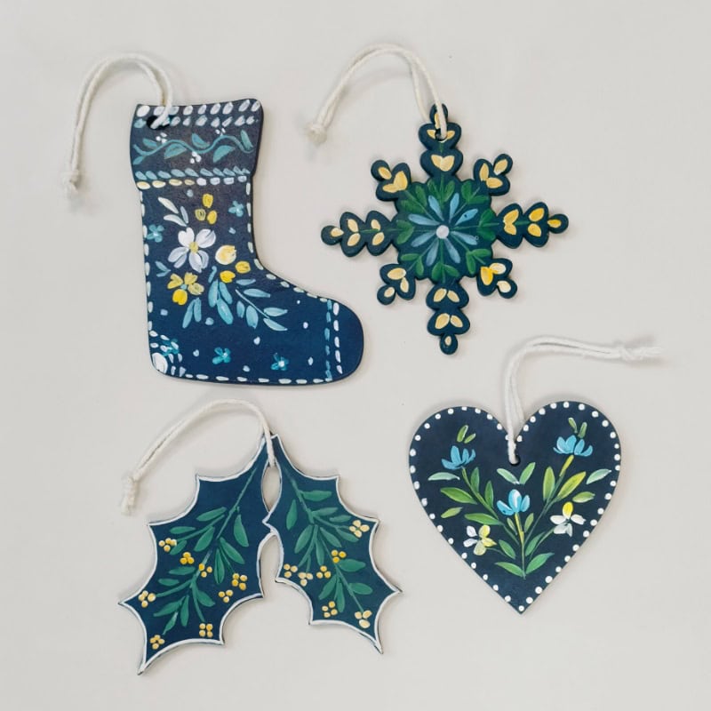 Winter Bloom – Blue Folk Ornament Set