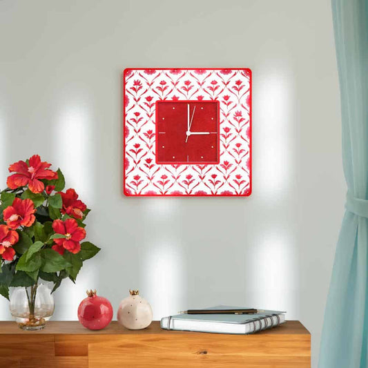 Patterns Wall Clock Red Roses - rangreli