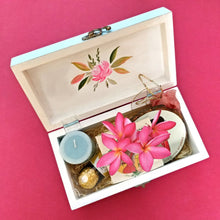 Load image into Gallery viewer, Decorative Box - Style 103 - rangreli
