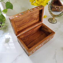 Load image into Gallery viewer, Decorative Box - Style 106 - rangreli
