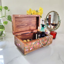 Load image into Gallery viewer, Decorative Box - Style 106 - rangreli
