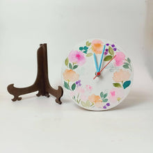 Load image into Gallery viewer, Floral Bouquet Table Clock - rangreliart
