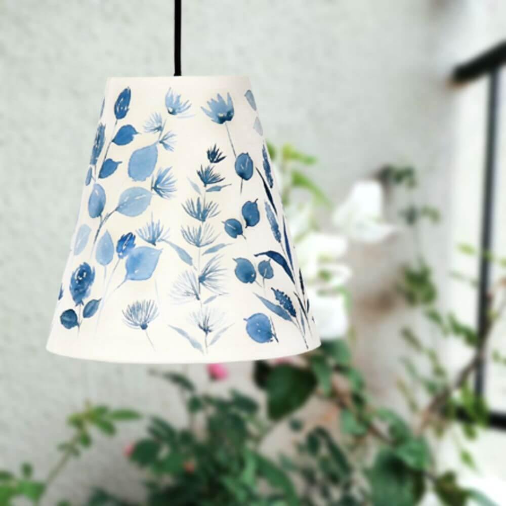 Blue pendant lamp for hanging