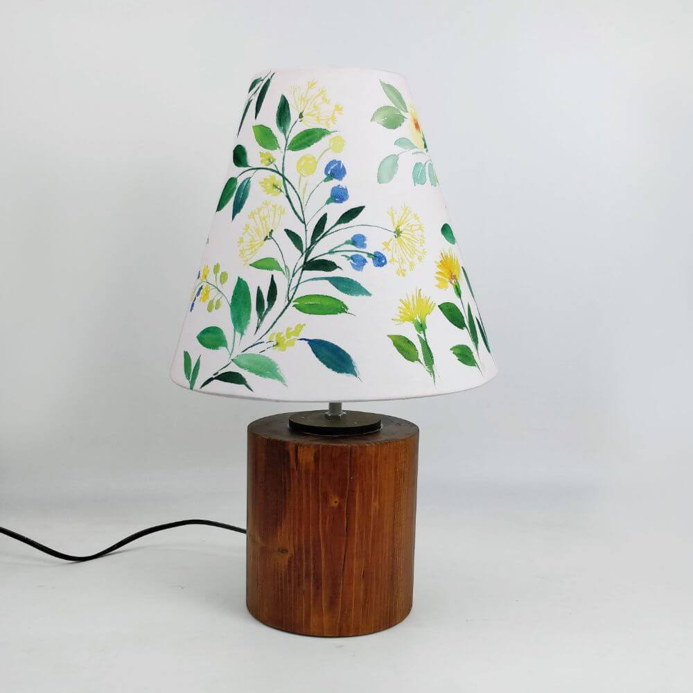 Cone Table Lamp - Yarrow Lamp Shade - rangreli