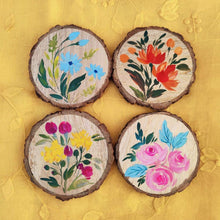 Load image into Gallery viewer, Set of 4 Bark Coasters - Floral Set 3 - rangreli
