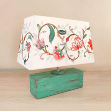 Load image into Gallery viewer, Table Lamp - Veli Lamp Shade
