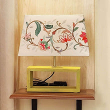 Load image into Gallery viewer, Table Lamp - Veli Lamp Shade
