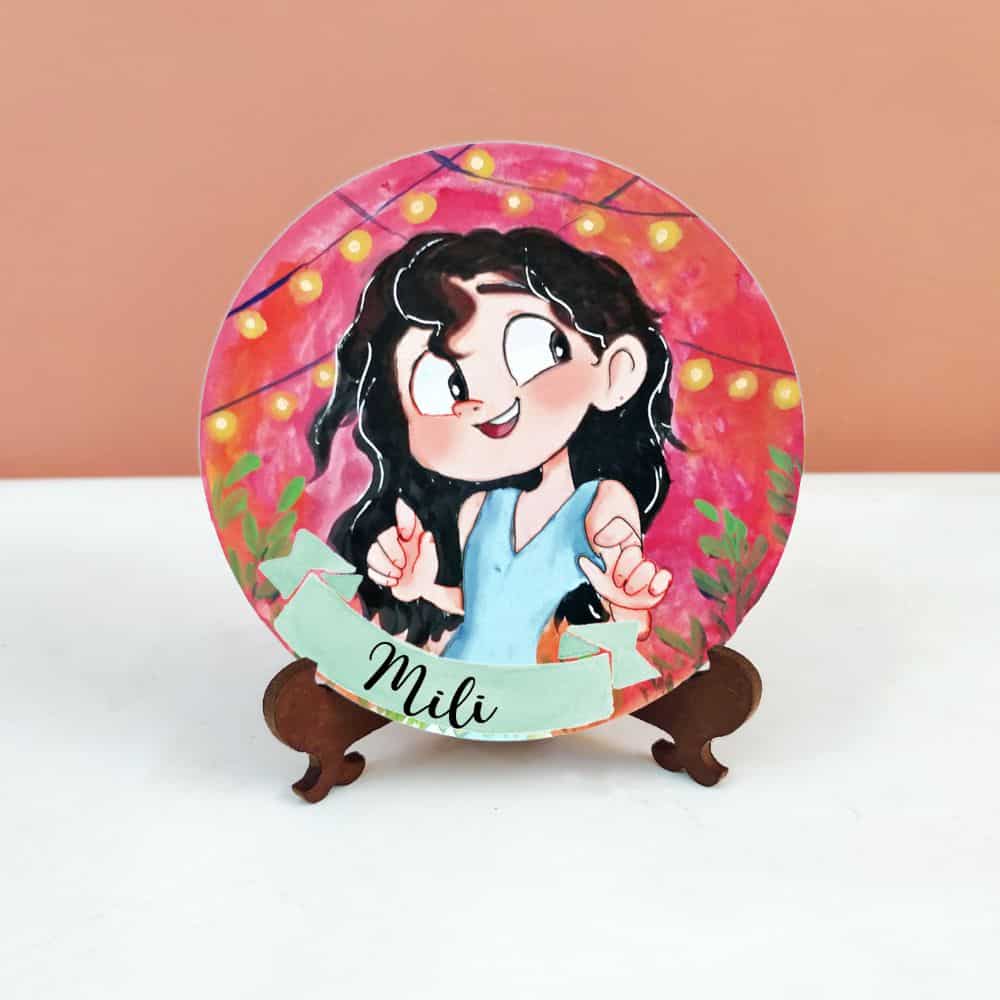 Handpainted Character Table Art - Sassy Girl